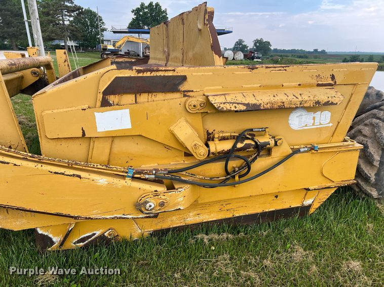 image for item II9080 Steiger 1410  scraper