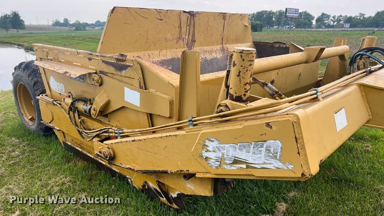 image for item II9080 Steiger 1410  scraper