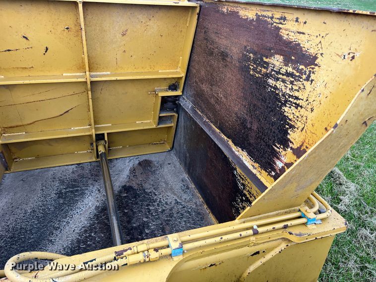 image for item II9080 Steiger 1410  scraper