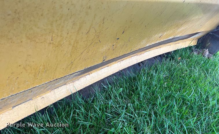 image for item II9080 Steiger 1410  scraper