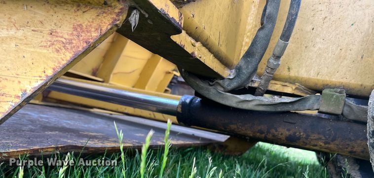 image for item II9080 Steiger 1410  scraper