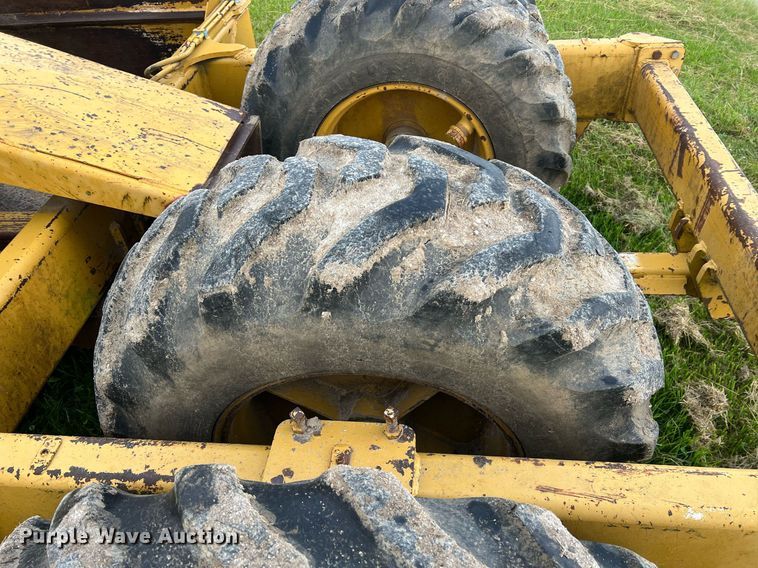 image for item II9080 Steiger 1410  scraper