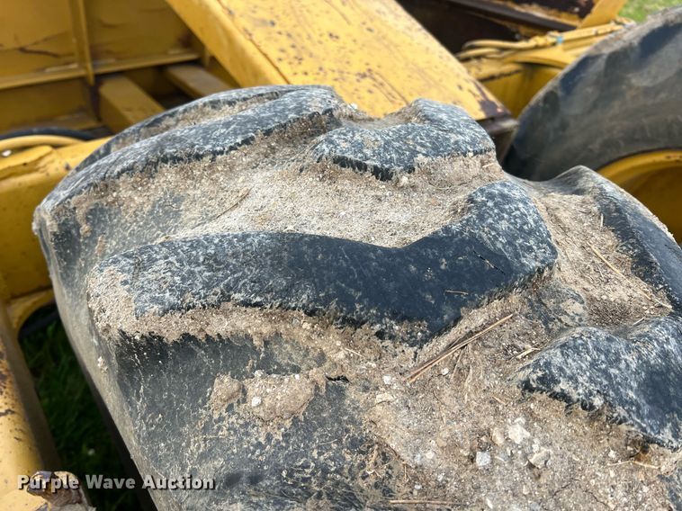 image for item II9080 Steiger 1410  scraper