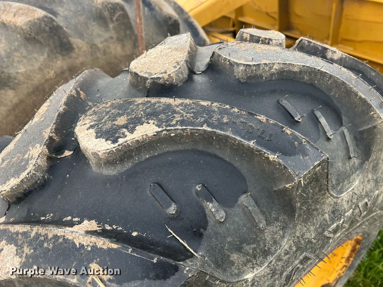 image for item II9080 Steiger 1410  scraper