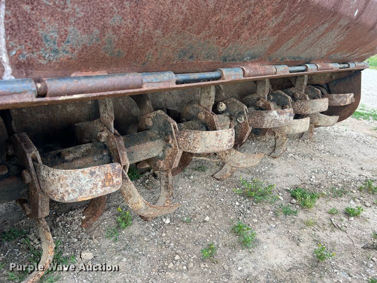 image for item II9081 Melroe Tiller 68  skid steer tiller