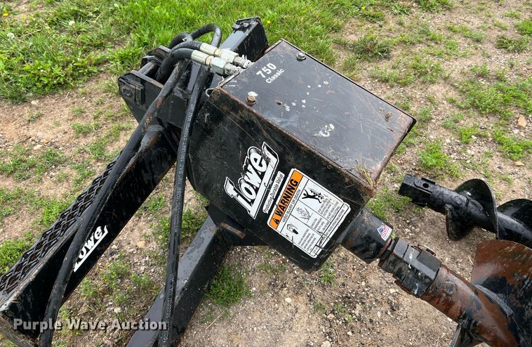 image for item II9082 Lowe 750CLH  skid steer auger