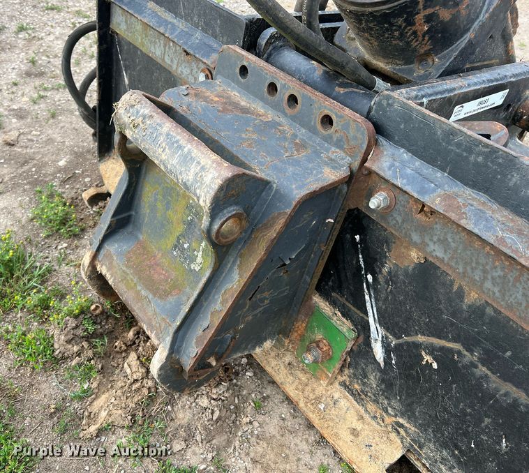 image for item II9083 Melroe 35004  skid steer breaker