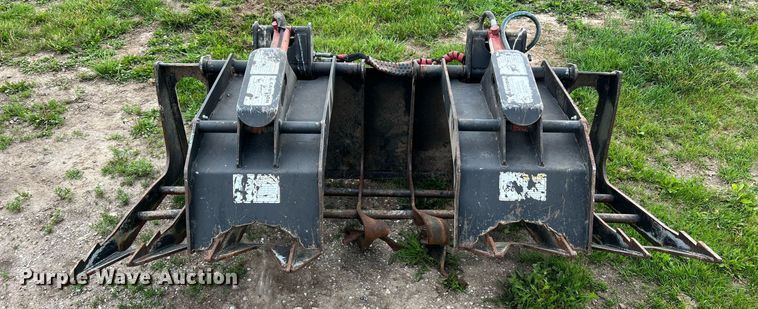 image for item II9084 Lowe G72  skid steer grapple bucket
