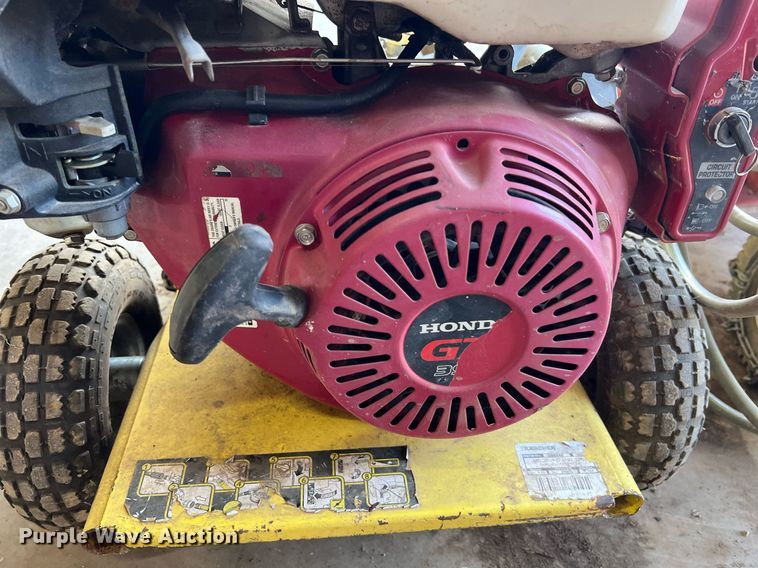 image for item II9087 (2) pieces of support equipment