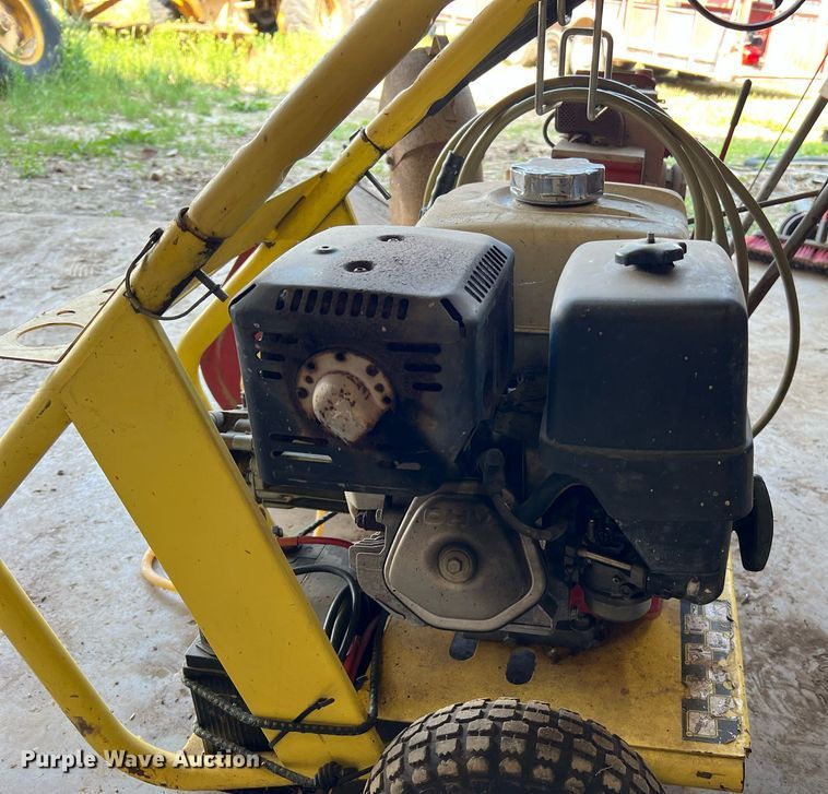 image for item II9087 (2) pieces of support equipment