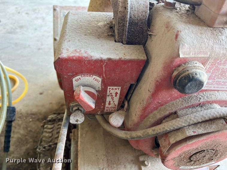 image for item II9087 (2) pieces of support equipment