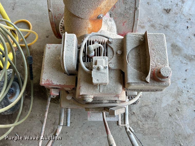 image for item II9087 (2) pieces of support equipment