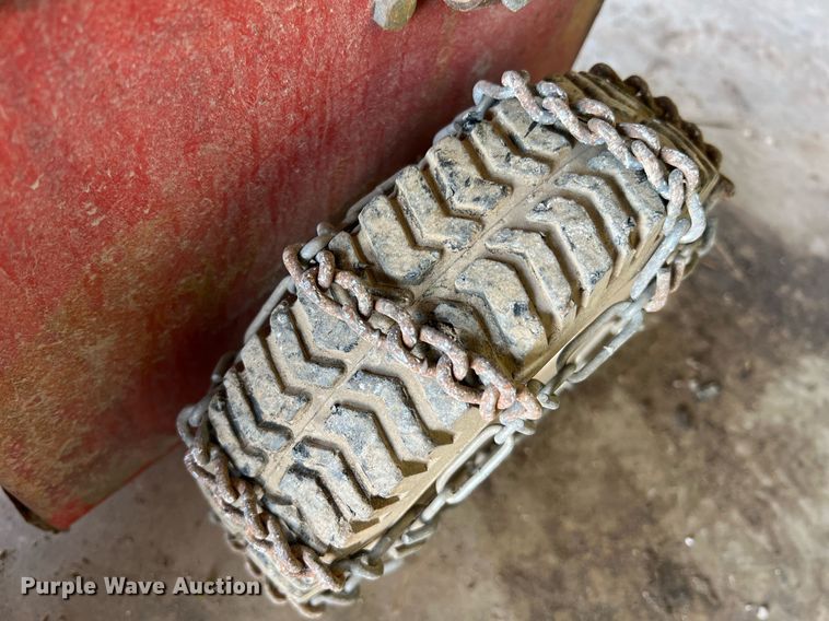 image for item II9087 (2) pieces of support equipment