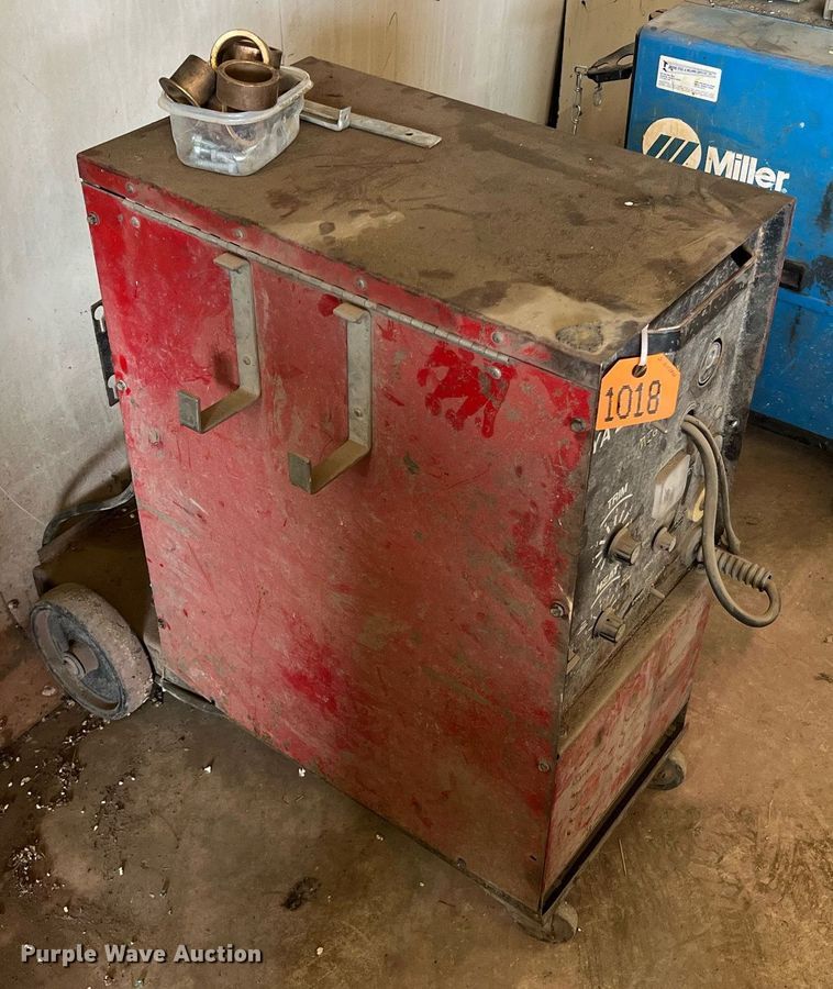 image for item II9090 (3) welders