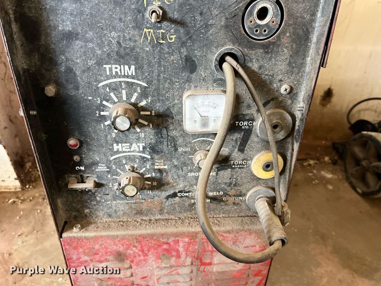 image for item II9090 (3) welders