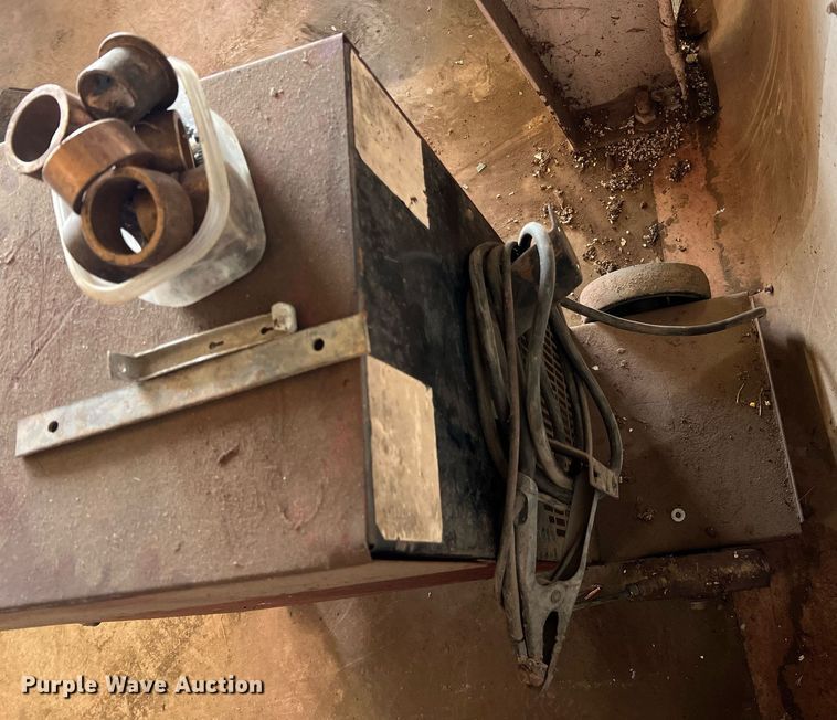 image for item II9090 (3) welders