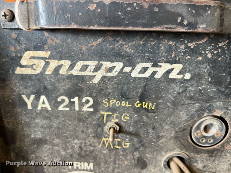 image for item II9090 (3) welders