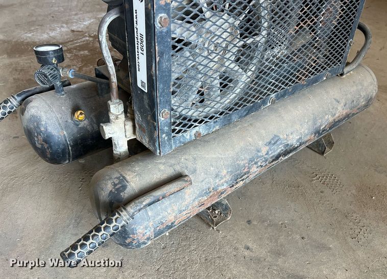 image for item II9091 Tahoe  air compressor