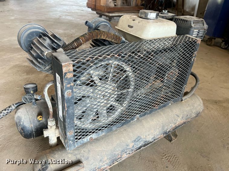 image for item II9091 Tahoe  air compressor