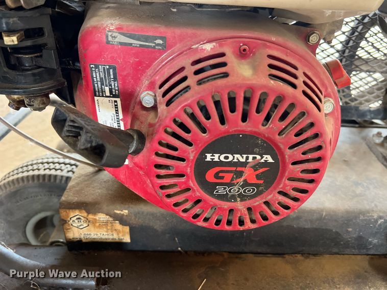 image for item II9091 Tahoe  air compressor