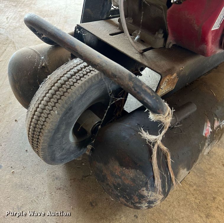 image for item II9091 Tahoe  air compressor