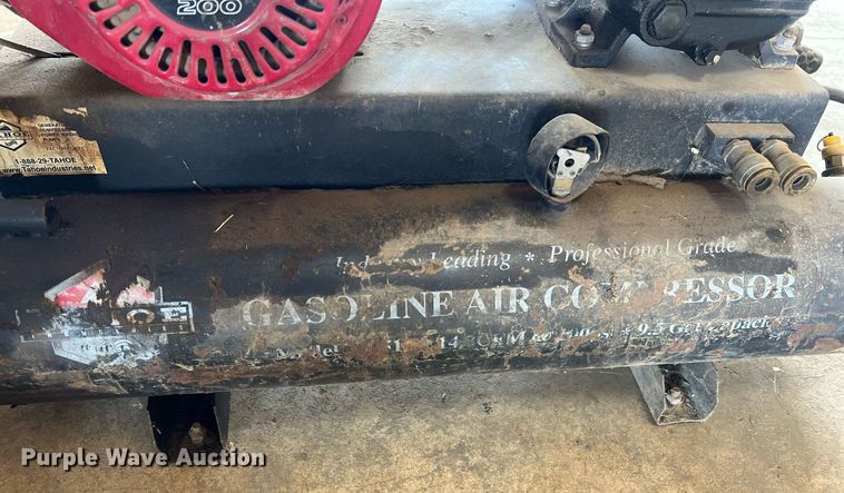 image for item II9091 Tahoe  air compressor