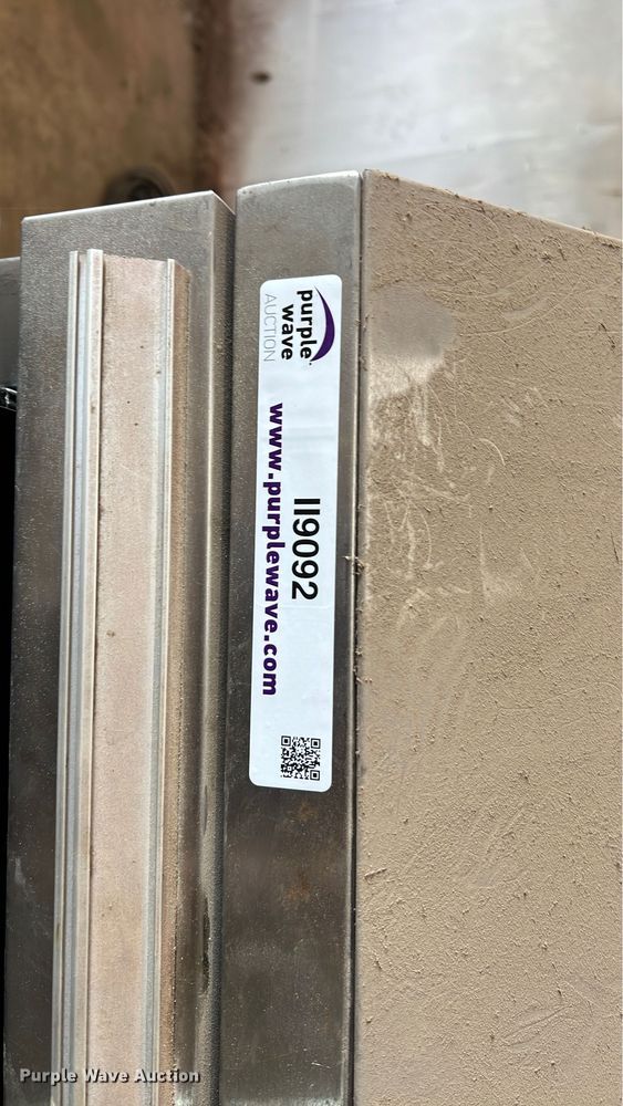 image for item II9092 (3) toolboxes