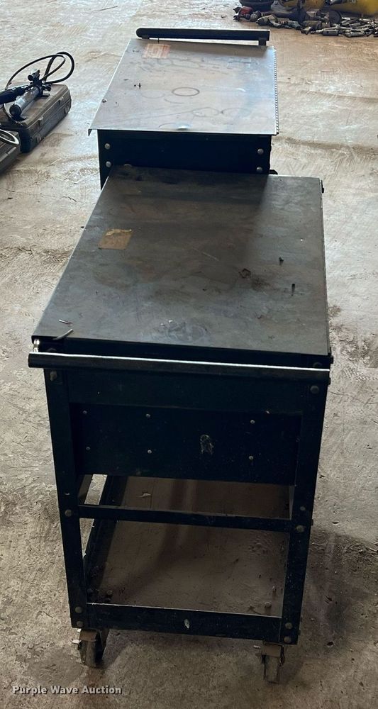 image for item II9094 (2) tool carts