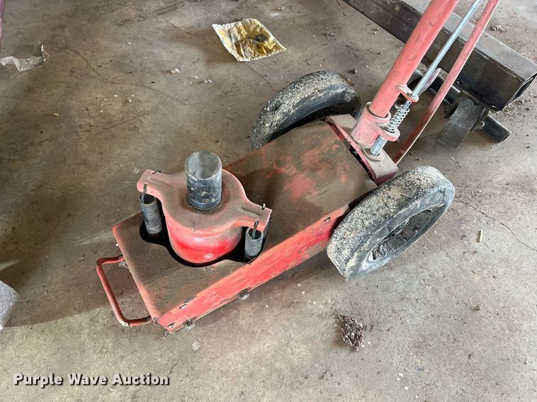 image for item II9096 Jacks