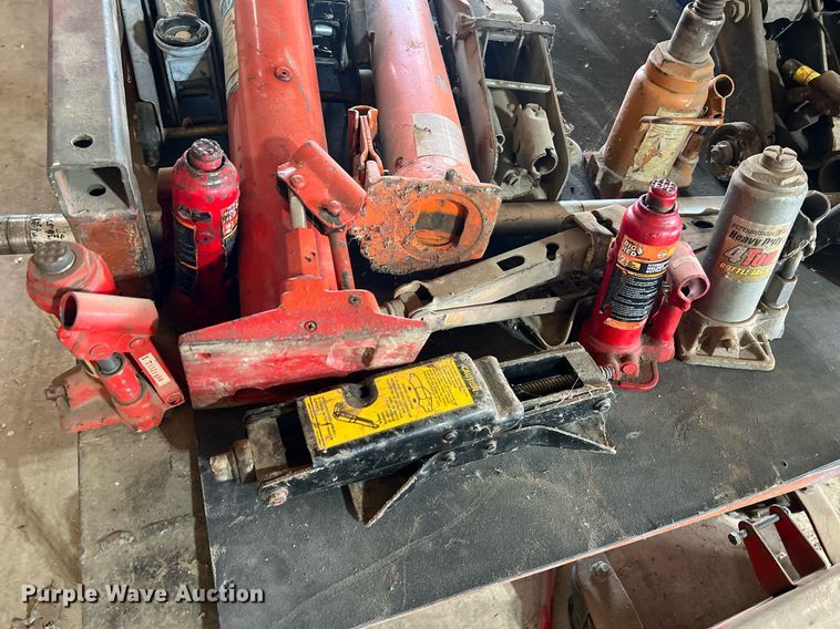 image for item II9096 Jacks