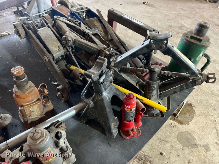 image for item II9096 Jacks