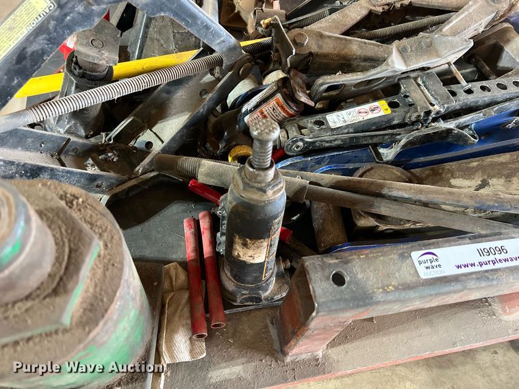 image for item II9096 Jacks