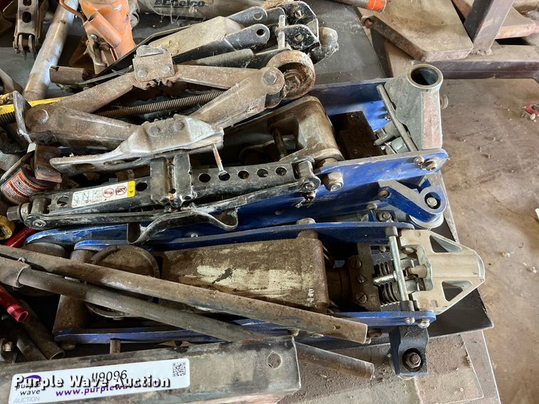 image for item II9096 Jacks