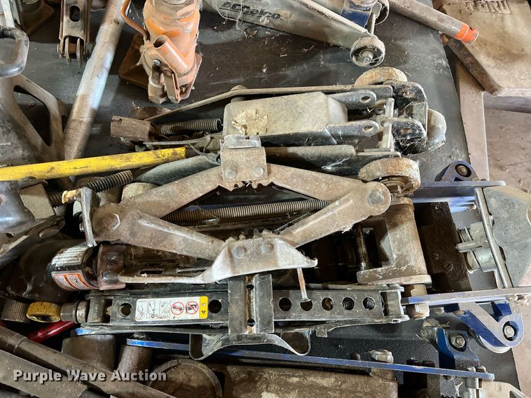 image for item II9096 Jacks