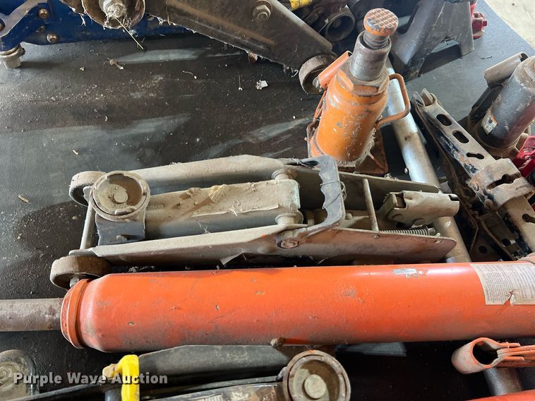 image for item II9096 Jacks