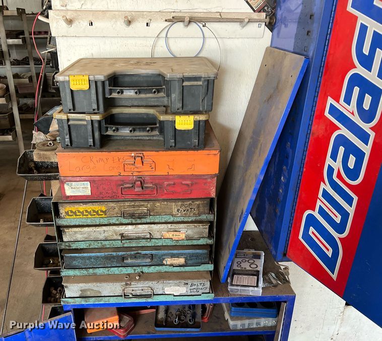 image for item II9099 Storage and shelving