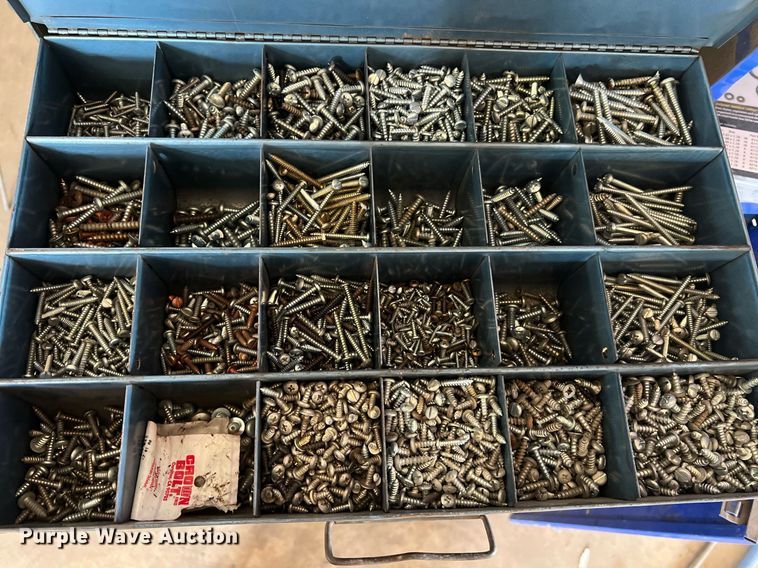 image for item II9099 Storage and shelving