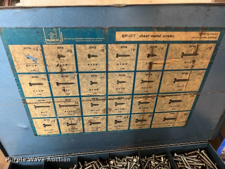 image for item II9099 Storage and shelving