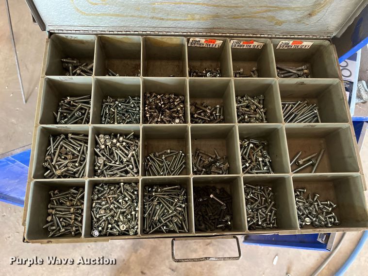 image for item II9099 Storage and shelving