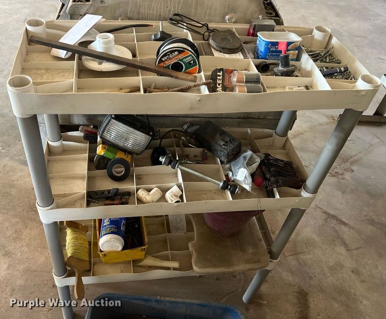 image for item II9099 Storage and shelving