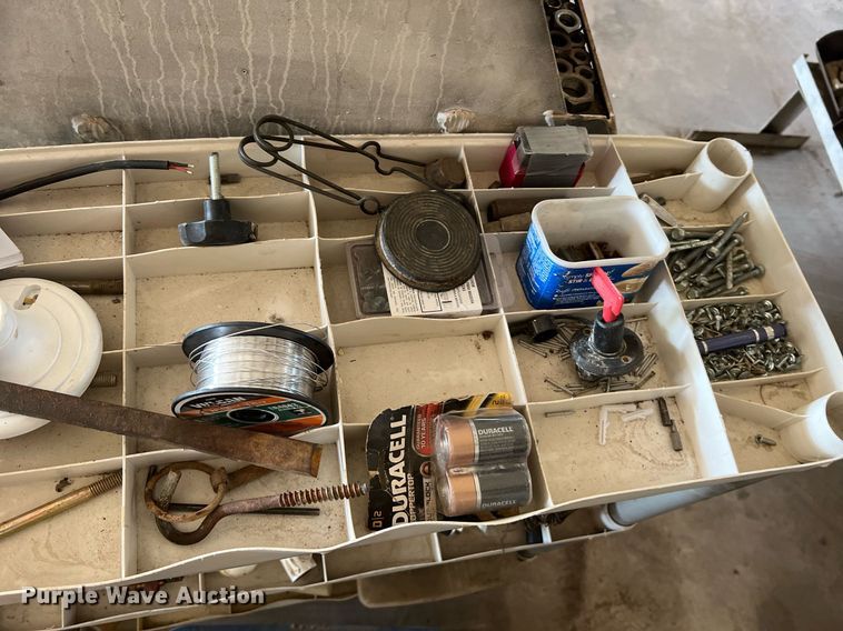 image for item II9099 Storage and shelving