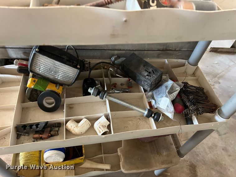 image for item II9099 Storage and shelving