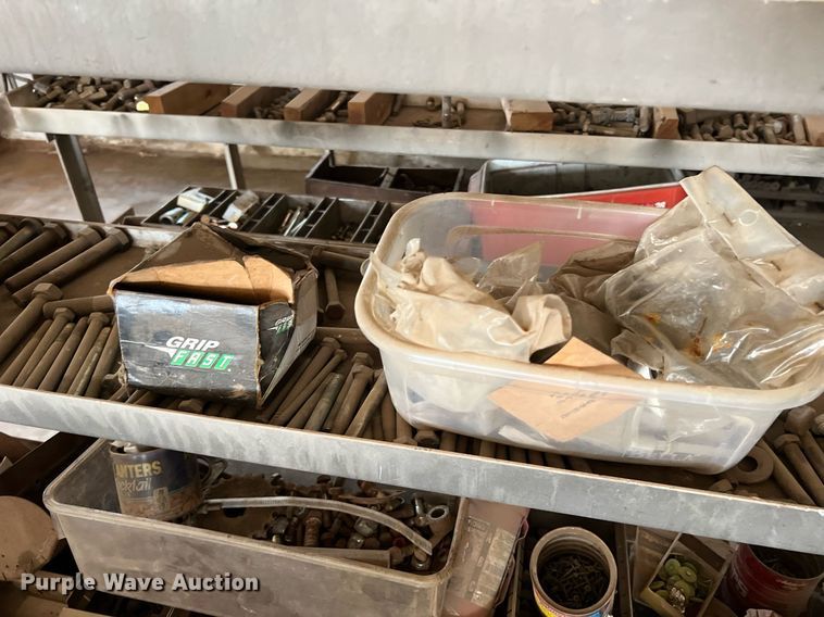 image for item II9099 Storage and shelving