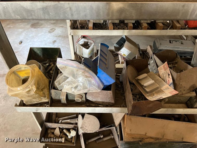 image for item II9099 Storage and shelving