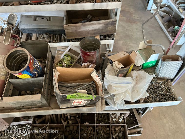 image for item II9099 Storage and shelving