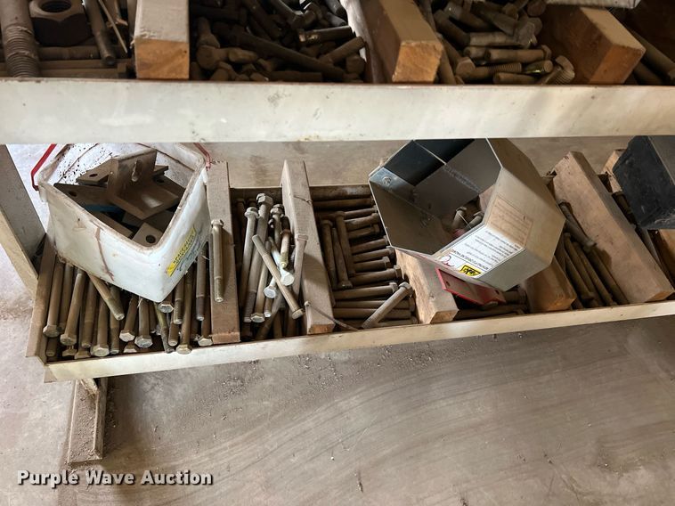 image for item II9099 Storage and shelving