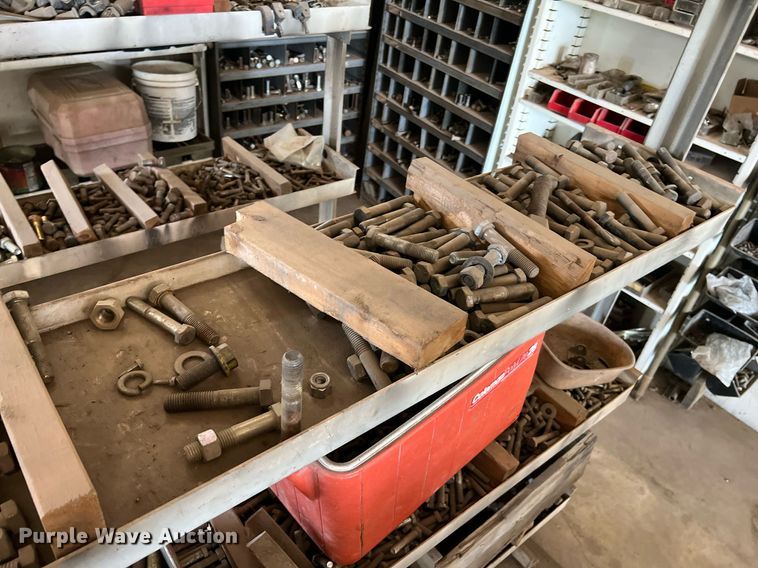 image for item II9099 Storage and shelving