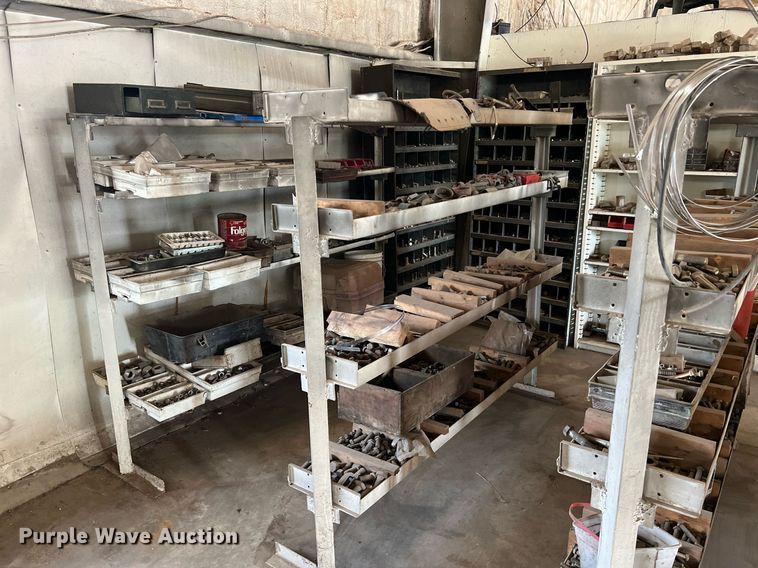 image for item II9099 Storage and shelving