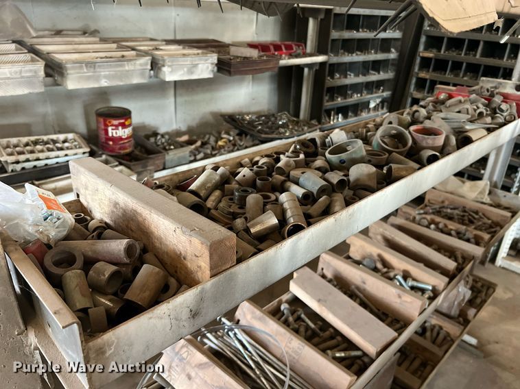 image for item II9099 Storage and shelving