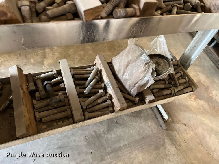 image for item II9099 Storage and shelving